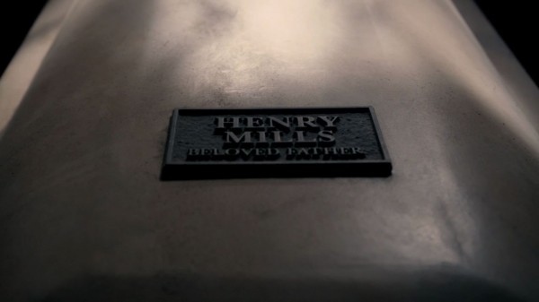 Henry Mills beloved father (S1E07)