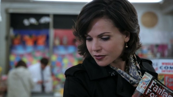 Regina buying Fantastic Four #263 (S01E10)