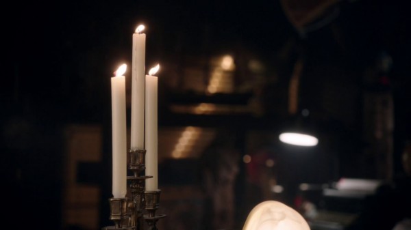 Candles flicker when Emma walks into Mr Gold's (A Land Without Magic-s01e22)