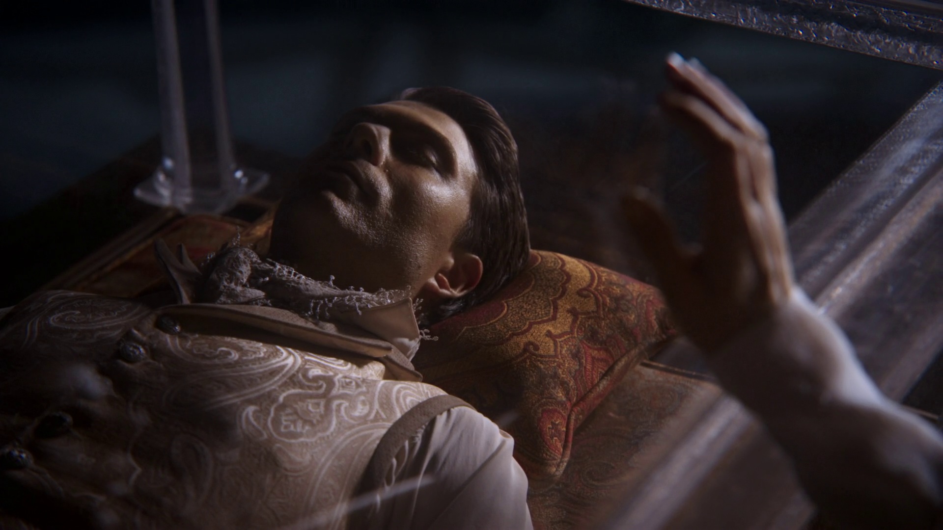 Daniel in glass coffin (The Doctor-2x05) - <b>ONCE</b> - <b>Once</b> Upon a Time podcast.