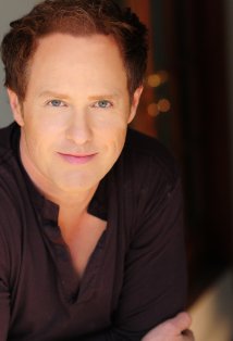 Raphael Sbarge, Once Upon a Time's Jiminy Cricket and Dr. Archie Hopper, will be on ONCE podcast