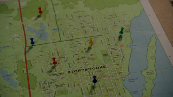 Map of Storybrooke with tacks (2x19-Lacey)