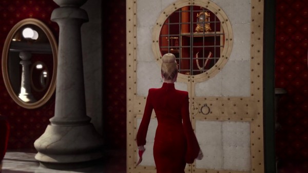 1x08 Home The Red Queen Chest