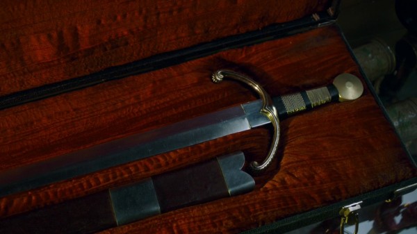 3x10 The New Neverland Charming's Gold-handled Sword