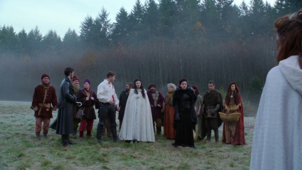 Characters Back in the Enchanted Forest (3x12 New York City Serenade)