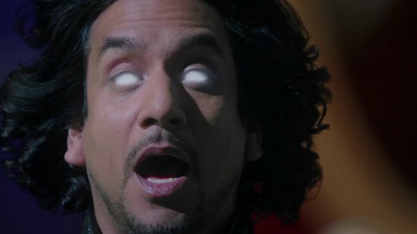 Jafar's Glowing Eyes - 1x13 To Catch a Thief