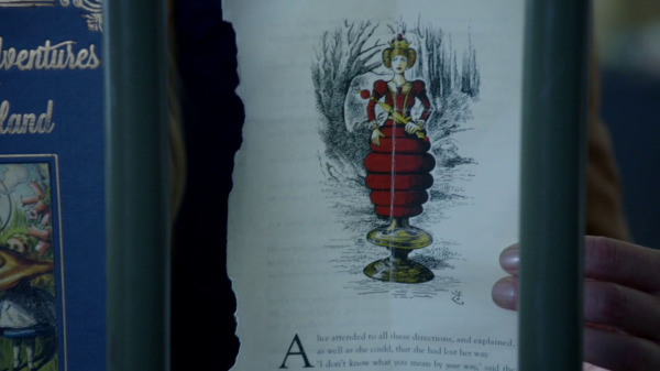 Once Upon a Time 2x04 The Apprentice - Red Queen page in Alice's Adventures in Wonderland book