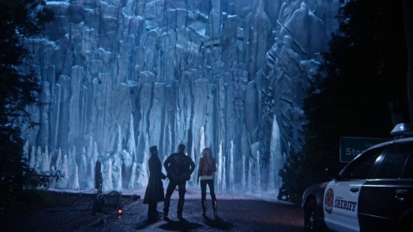 Once Upon a Time 4x02 White Out - Elsa Wall of Ice