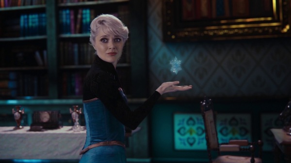 Once Upon a Time 4x06 Family Business - Elsa learning to control her powers