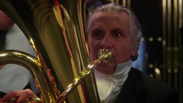 Tuba player at birthday party (4x07 The Snow Queen)