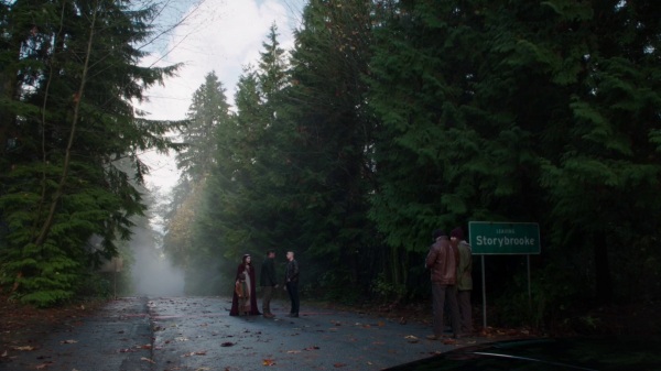 Once Upon a Time 4x12 Heroes and Villains - Roland, Marian, Robin Hood and Will Scarlet talking town line