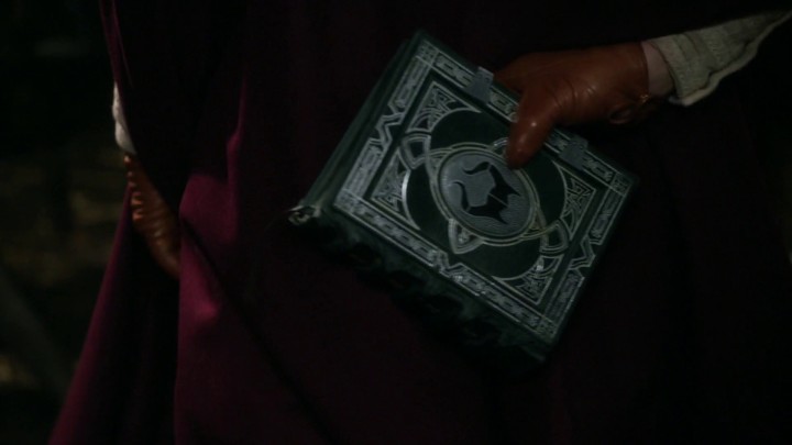Once Upon a Time 4x15 Enter the Dragon - Maleficent's Spellbook