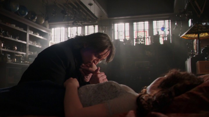 Once Upon a Time 4x17 Best Laid Plans - Rumple talking to sleeping Belle
