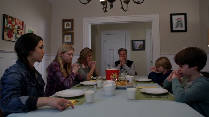 Once Upon a Time 4x20 Lily - Family Dinner with Lily eating Mr. Cluck's chicken