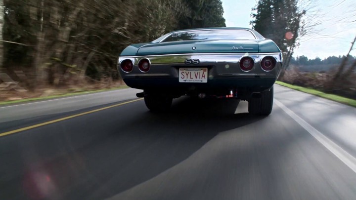 Once Upon a Time 4x20 Lily - Sylvia on license plate of the car that Emma stole