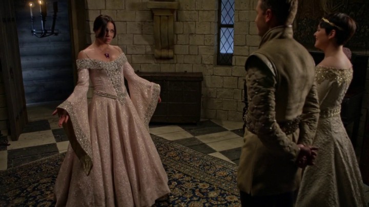 Once Upon a Time 5x02 The Price - Snow and Charming teaching Regina to dance