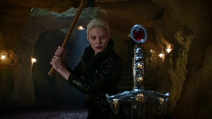 Once Upon a Time 5x03 Siege Perilous - Dark One Emma using Happy's pickaxe