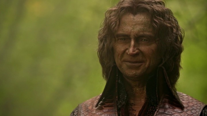 Once Upon a Time 5x04 The Broken Kingdom - Dark One Rumplestiltskin smirk at Emma and Hook