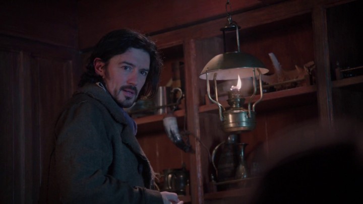 Once Upon a Time 5x11 Swan Song - Brennan Jones Hook's father