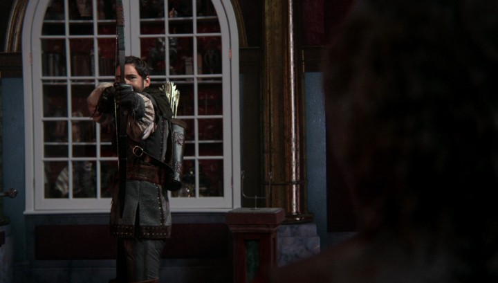 Once Upon a Time 5x13 Labor of Love - Robin Hood holding the bow that always find its target from 2x19 Lacey