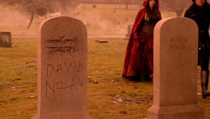 Once Upon a Time 5x18 Ruby Slippers - Snow White and David Nolan name switch on the gravestone