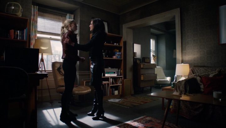 Emma and Regina in Neal's Apartment 5x22 Only You