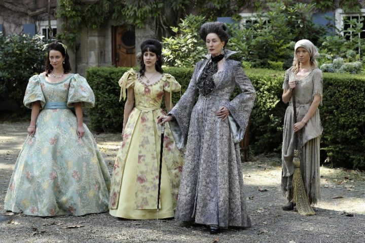 Once Upon a Time podcast 6x03 The Other Shoe - Cinderella, Lady Tremaine, Clorinda and Tisbe