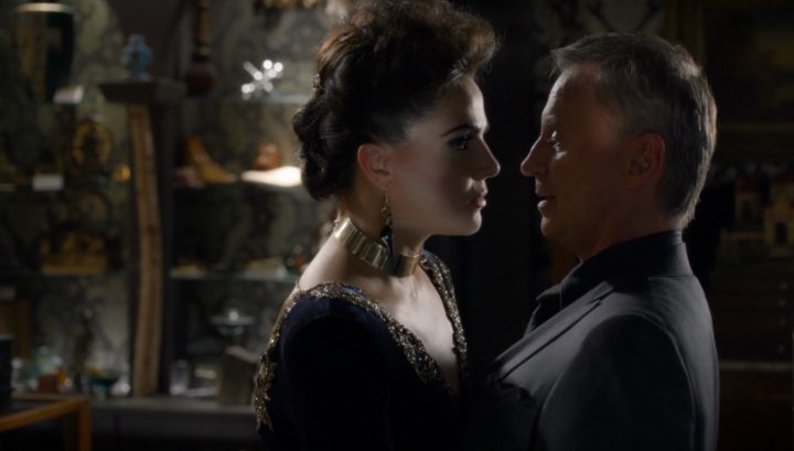 Once Upon a Time 6x06 Dark Waters - The Evil Queen and Rumplestiltskin at Mr. Gold's Shop