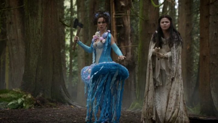 Once Upon a Time 6x07 Heartless - Snow White and Blue Fairy holding an axe