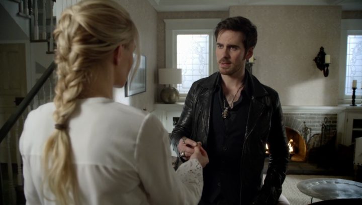 Once Upon a Time 6x14 Page 23 - Emma finding out Hook about to burn the memories