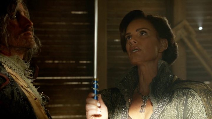 Once Upon a Time 7x02 A Pirate's Life - Lady Tremaine holding fairy's wand