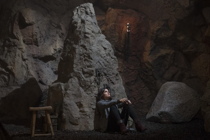 Once Upon a Time podcast 7x22 Leaving Storybrooke - Regina shackled in the dungeon by Wish Henry